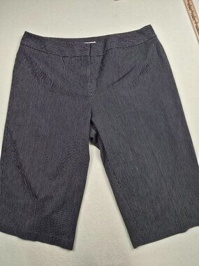 Dressbarn Woman Navy & White Striped Bermuda Shorts Size 22W